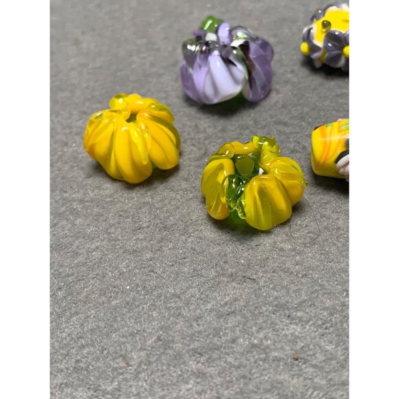 Handmade Glass Lampwork Flower Beads Set of 6 Assorted Colors - Picture 5 of 10